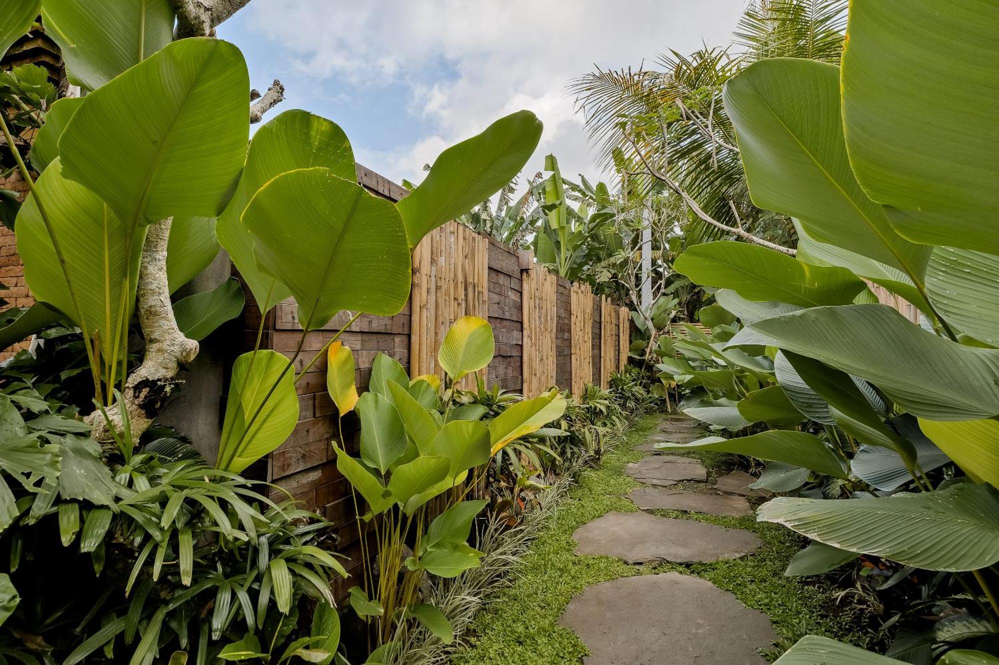 The Ulon Ubud Villa Экстерьер фото